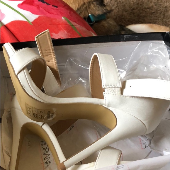 Heels - Picture 2 of 3